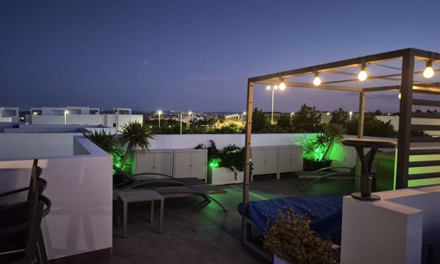 Resale - Villa -
Los Montesinos - La Herrada