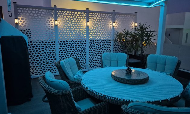 Resale - Villa -
Los Montesinos - La Herrada