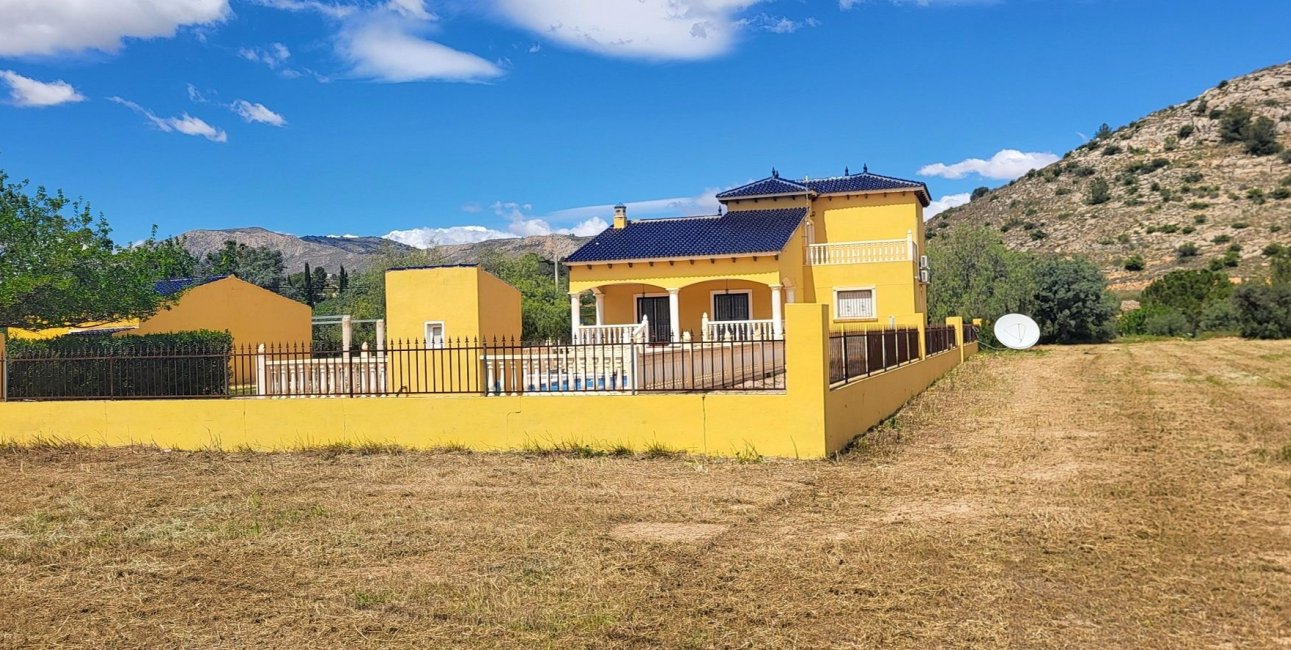 Resale - Country House -
La Romana - La Romana - Country