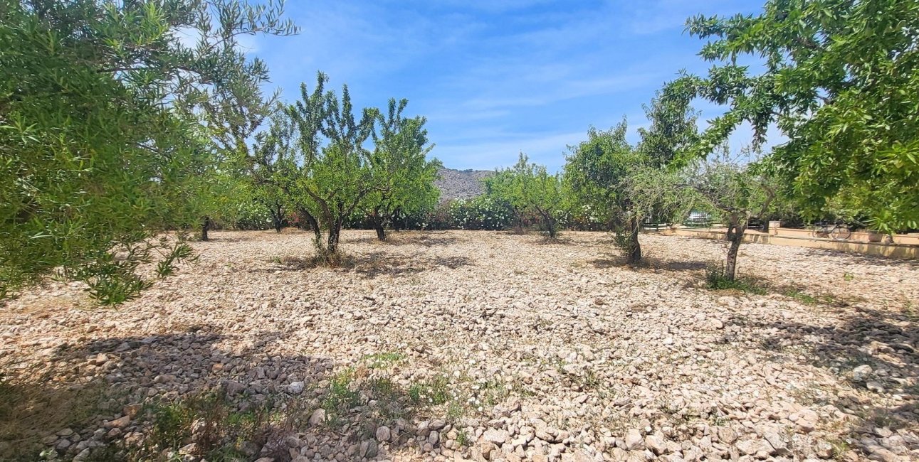 Resale - Country House -
Hondon - Hondon de Las Nieves