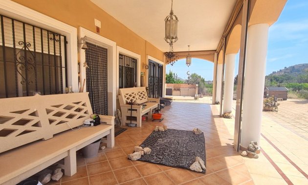 Resale - Country House -
Hondon - Hondon de Las Nieves