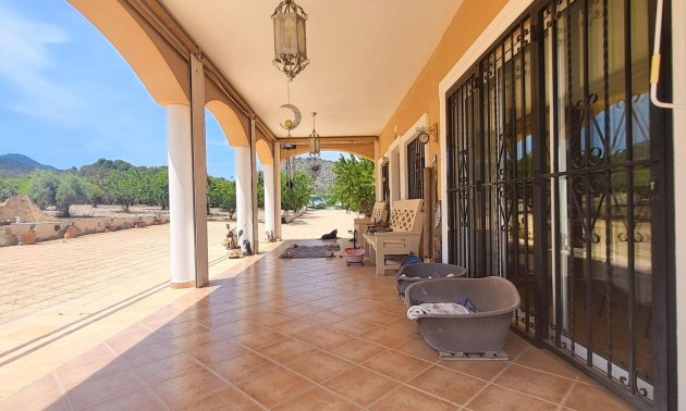 Resale - Country House -
Hondon - Hondon de Las Nieves