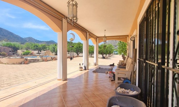 Resale - Country House -
Hondon - Hondon de Las Nieves