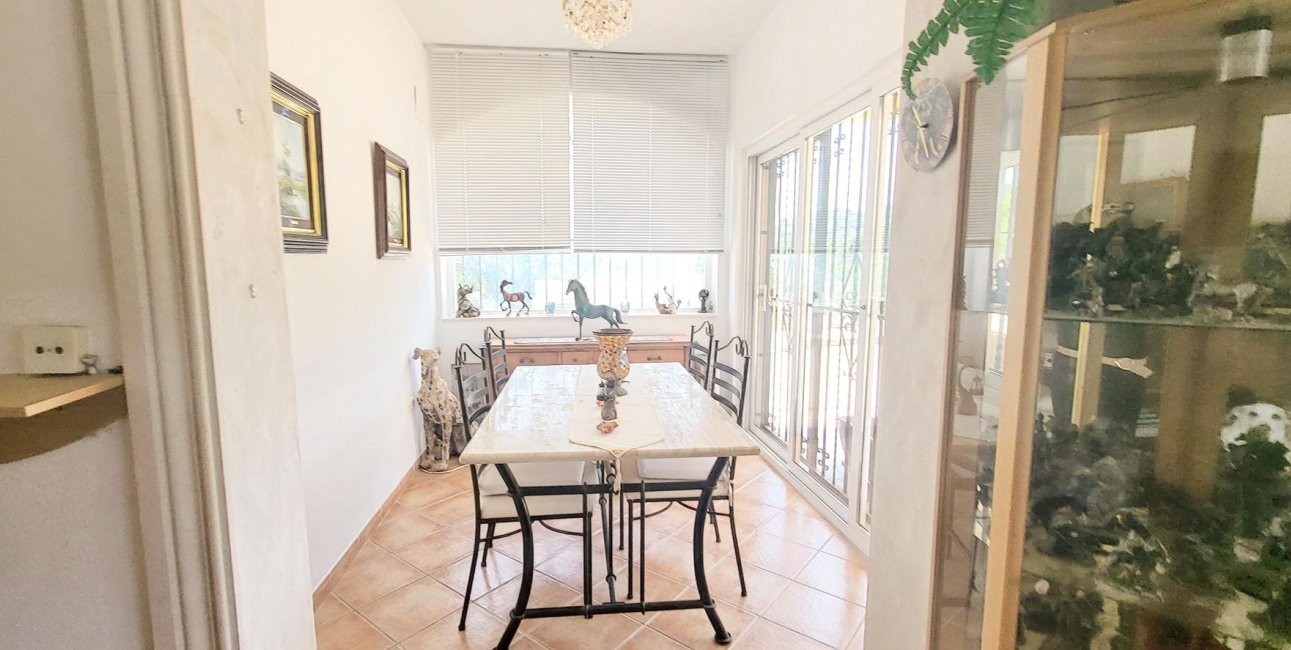 Resale - Country House -
Hondon - Hondon de Las Nieves
