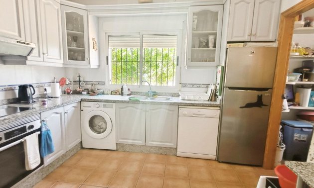 Resale - Country House -
Hondon - Hondon de Las Nieves