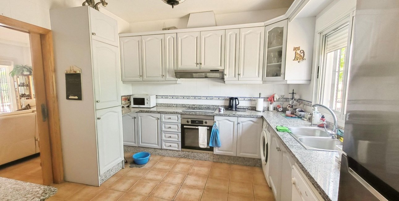 Resale - Country House -
Hondon - Hondon de Las Nieves