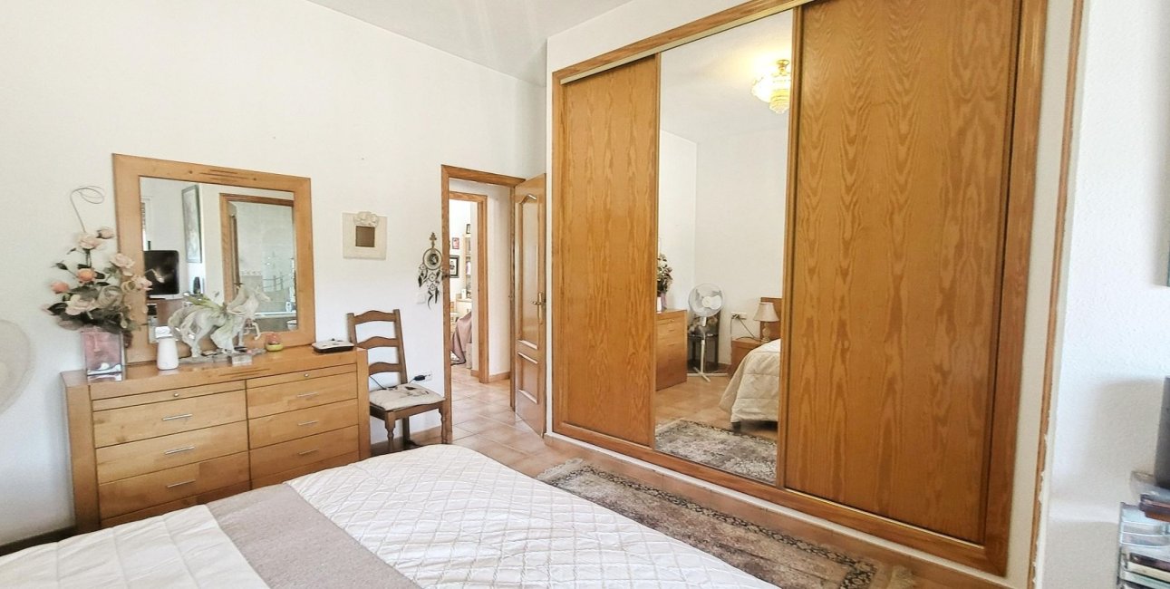 Resale - Country House -
Hondon - Hondon de Las Nieves
