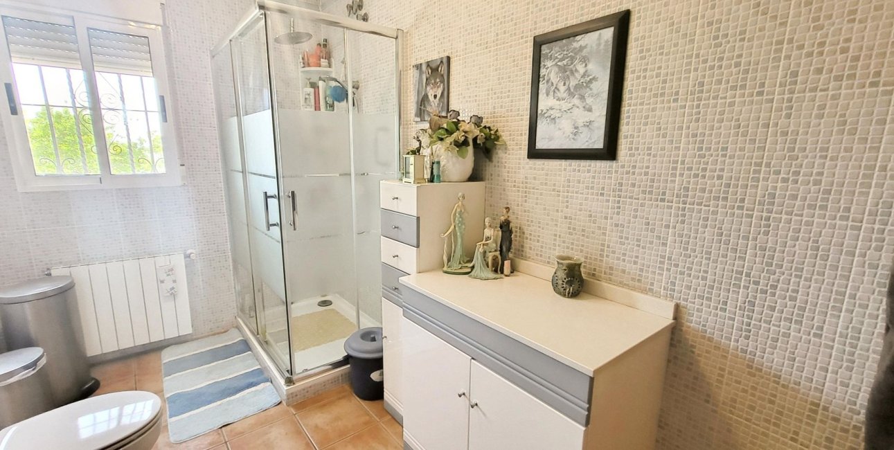 Resale - Country House -
Hondon - Hondon de Las Nieves