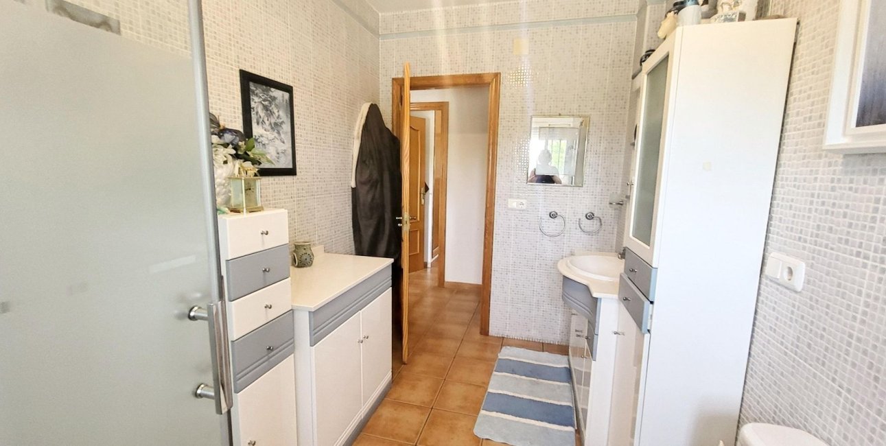 Resale - Country House -
Hondon - Hondon de Las Nieves