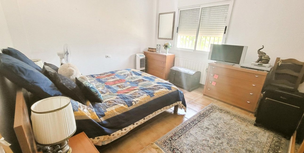 Resale - Country House -
Hondon - Hondon de Las Nieves