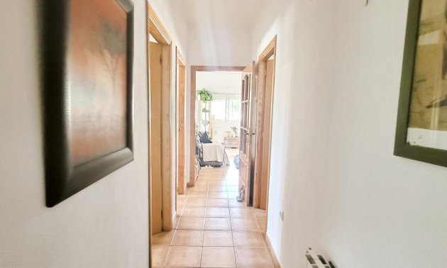 Resale - Country House -
Hondon - Hondon de Las Nieves