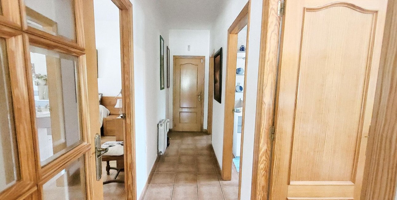 Resale - Country House -
Hondon - Hondon de Las Nieves