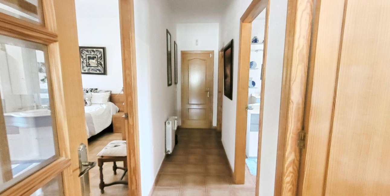 Resale - Country House -
Hondon - Hondon de Las Nieves