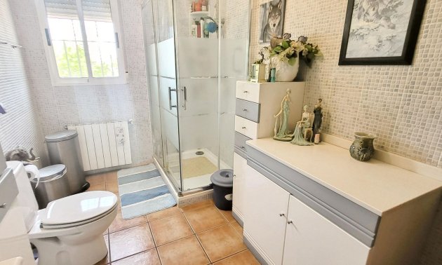 Resale - Country House -
Hondon - Hondon de Las Nieves