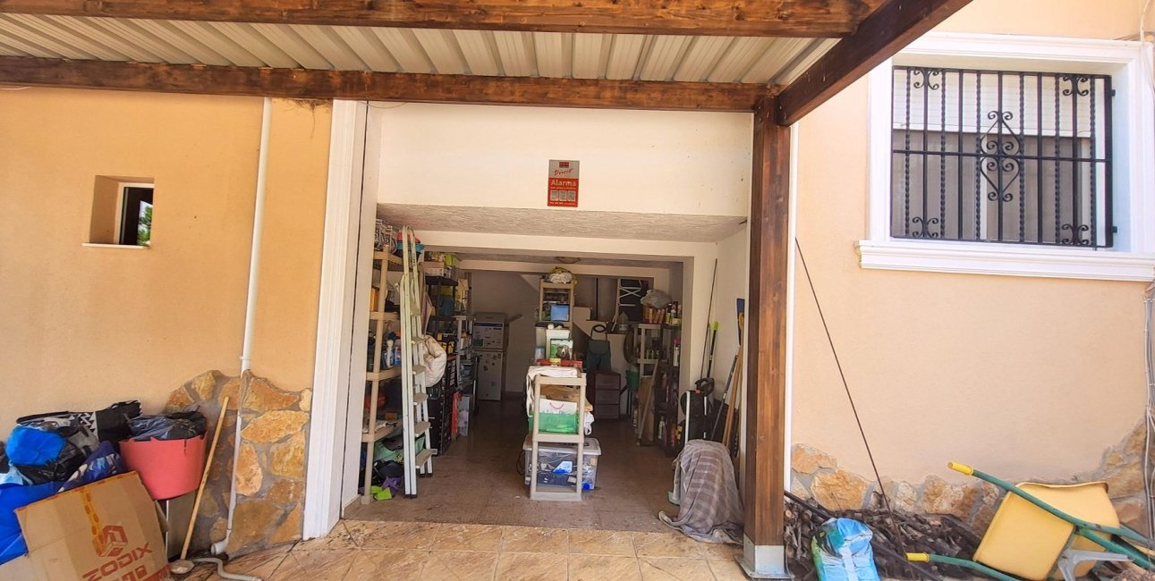 Resale - Country House -
Hondon - Hondon de Las Nieves
