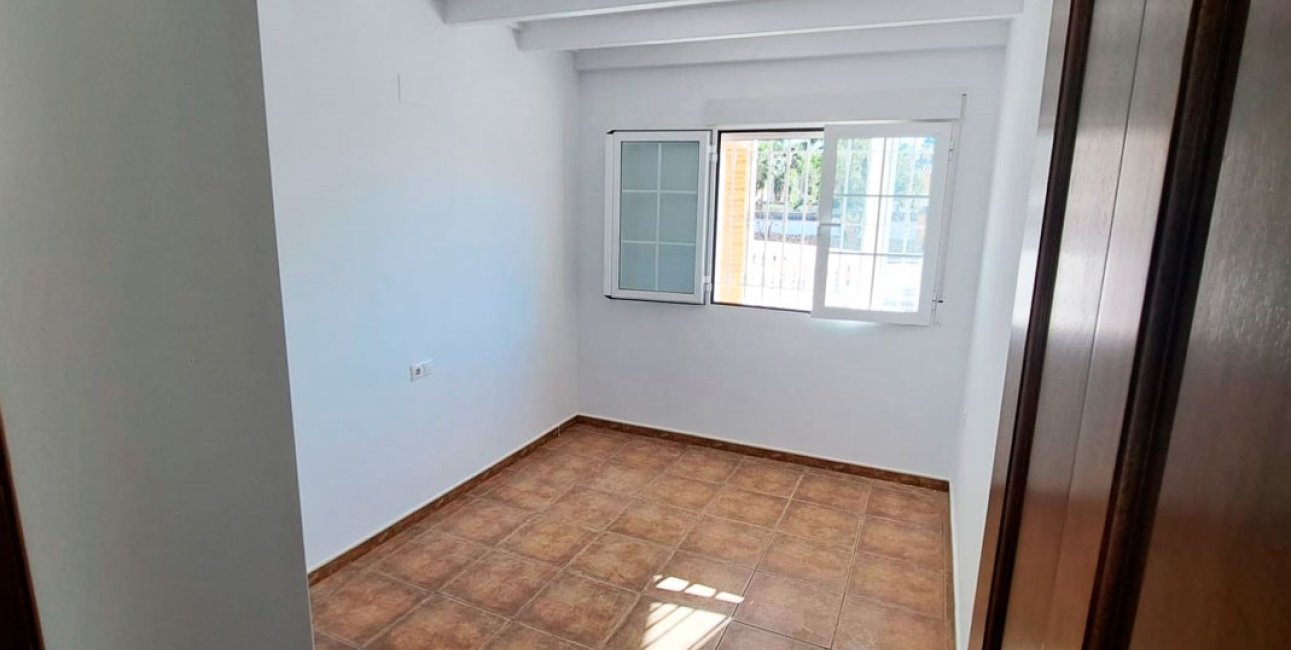 Reventa - Finca -
Catral - Catral - Country