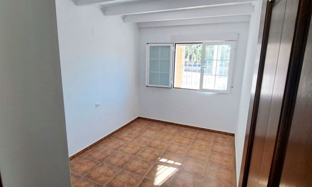 Reventa - Finca -
Catral - Catral - Country