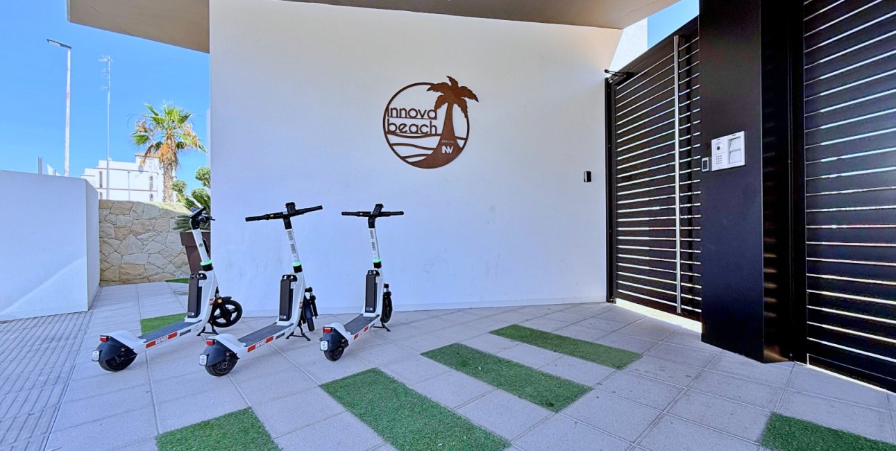 Resale - Apartment / flat -
Orihuela Costa - Punta Prima