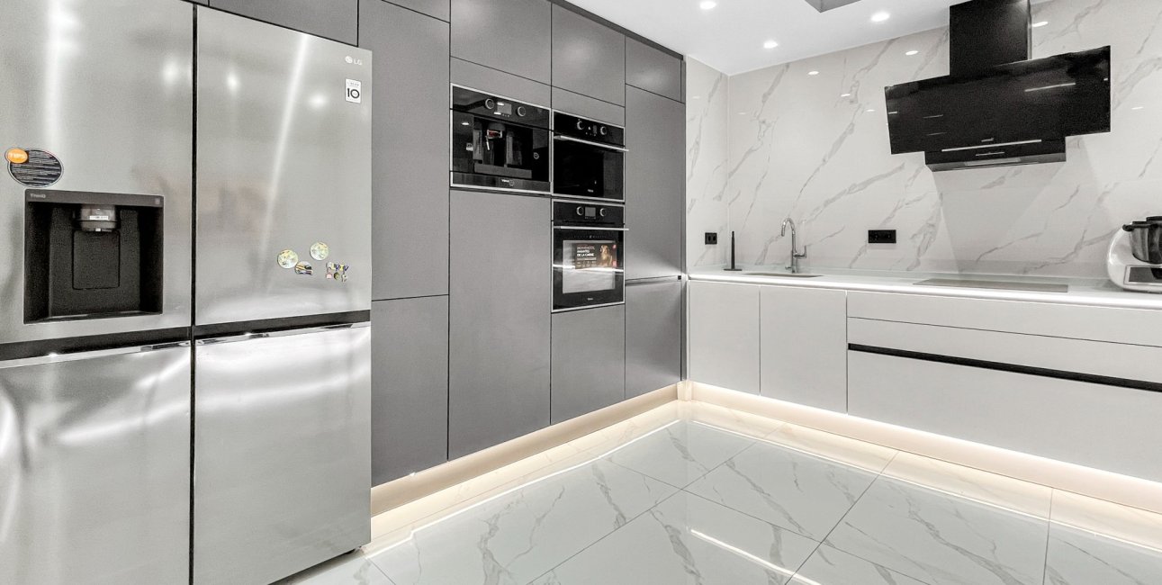 Resale - Apartment / flat -
Torrevieja - Parque las naciones