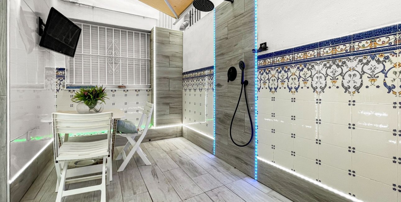 Resale - Apartment / flat -
Torrevieja - Parque las naciones