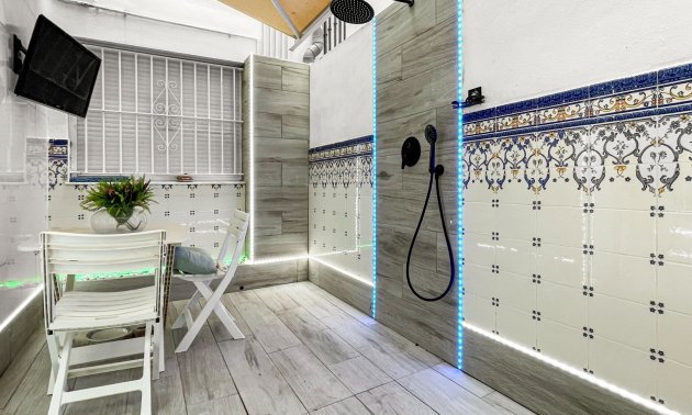 Resale - Apartment / flat -
Torrevieja - Parque las naciones