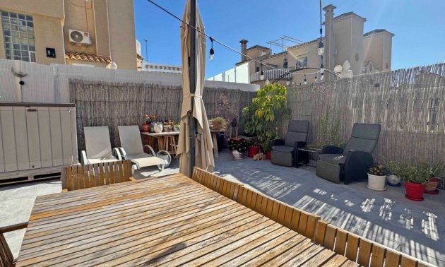 Resale - Townhouse -
Orihuela Costa - Villamartin
