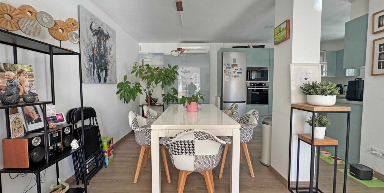 Resale - Townhouse -
Orihuela Costa - Villamartin