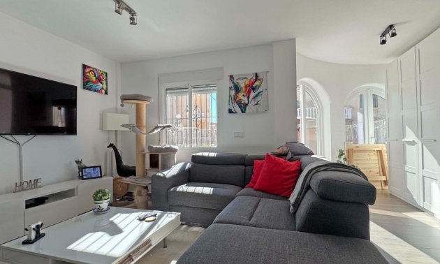 Resale - Townhouse -
Orihuela Costa - Villamartin