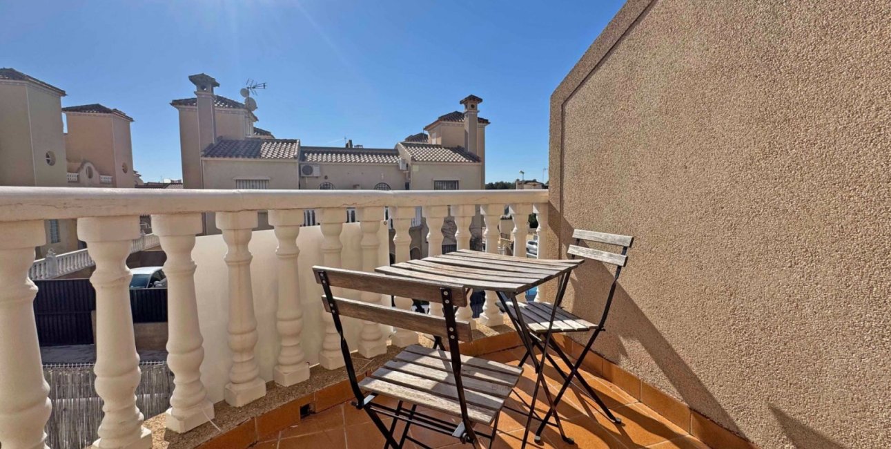 Resale - Townhouse -
Orihuela Costa - Villamartin