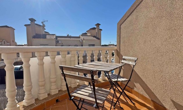 Resale - Townhouse -
Orihuela Costa - Villamartin
