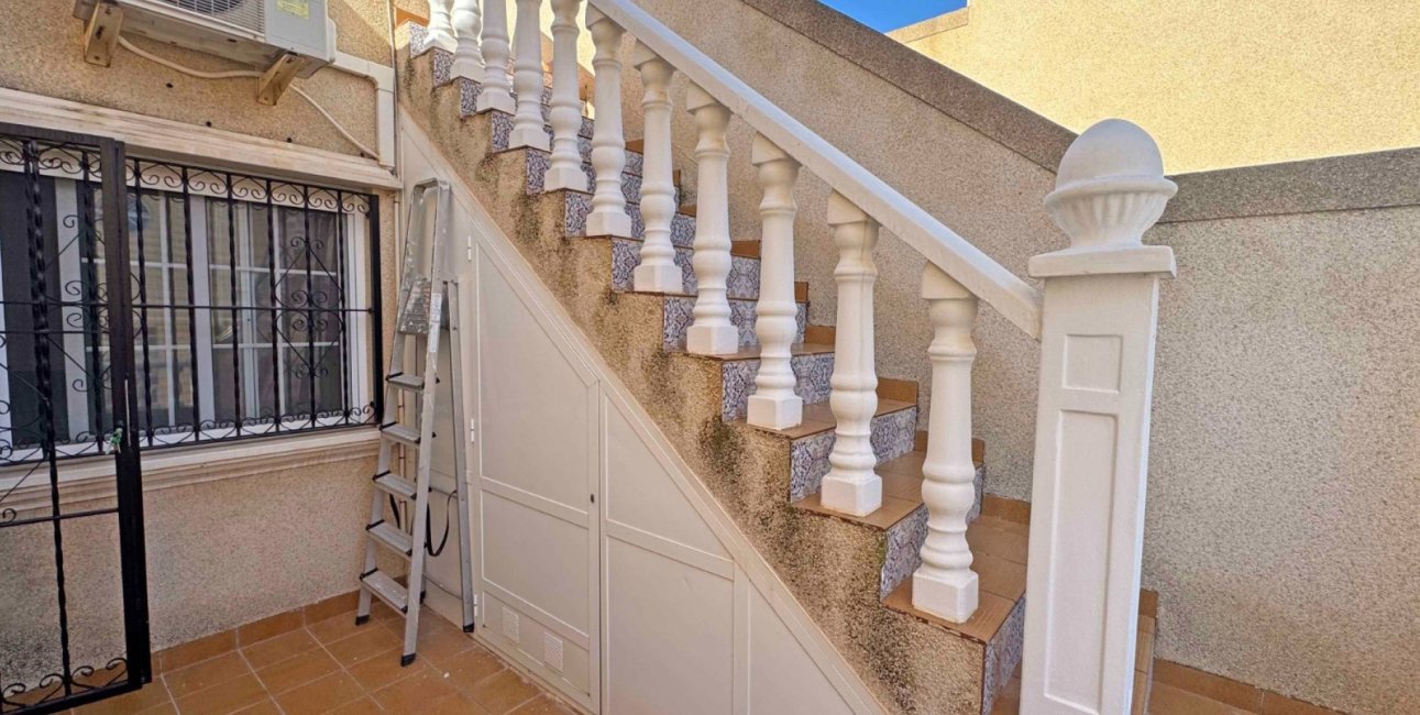 Resale - Townhouse -
Orihuela Costa - Villamartin