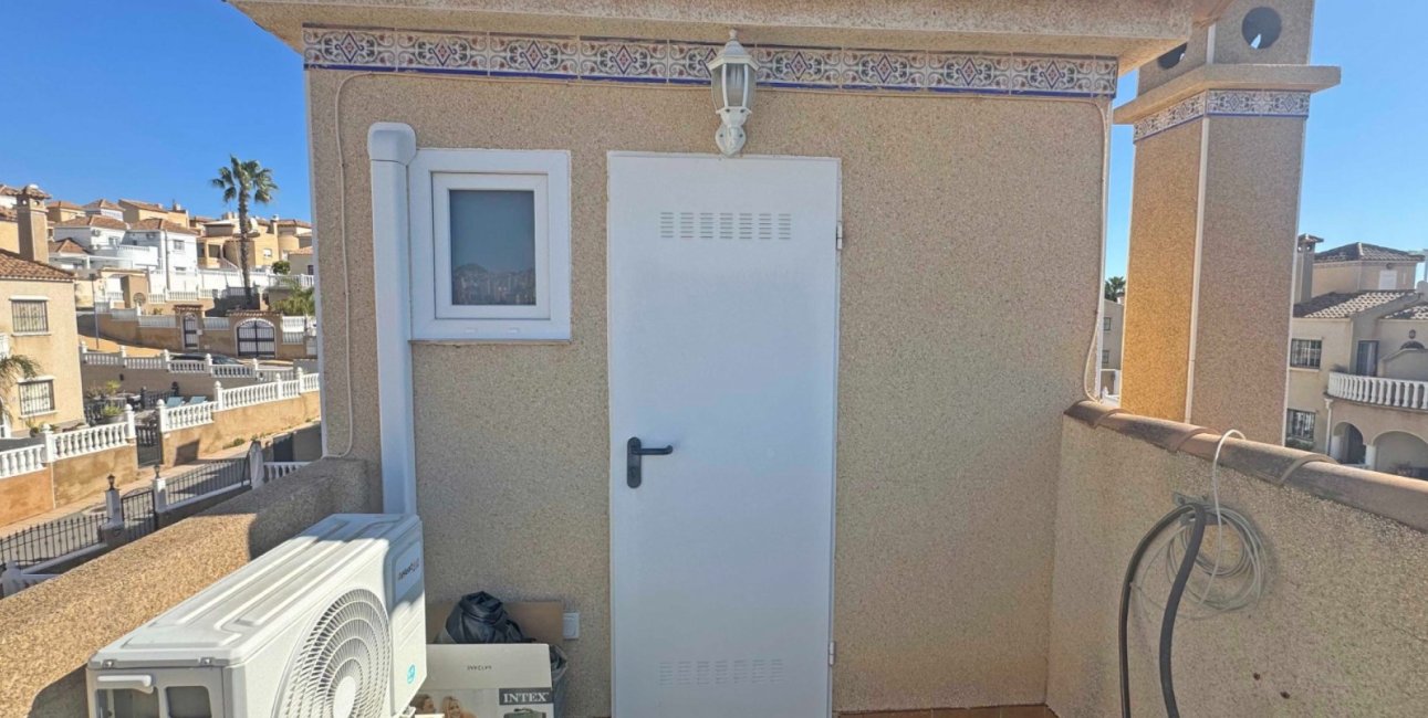 Resale - Townhouse -
Orihuela Costa - Villamartin