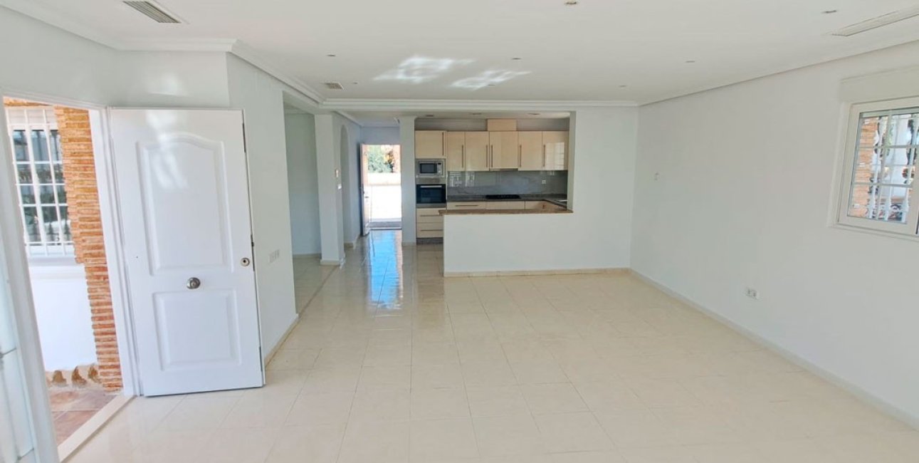 Resale - Country House -
Catral - Catral - Country