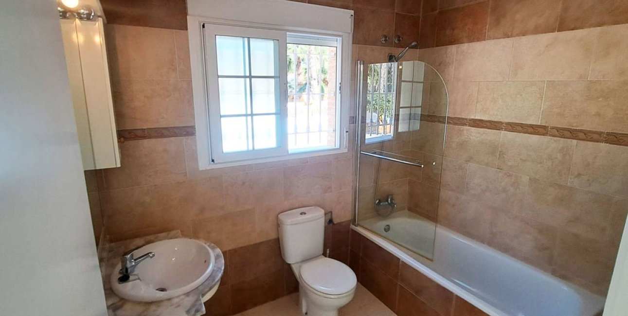 Resale - Country House -
Catral - Catral - Country