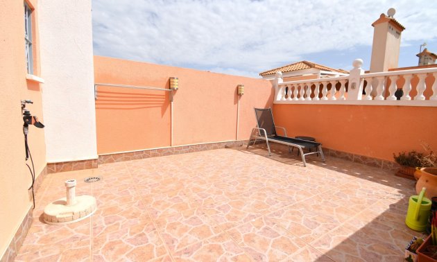 Resale - Duplex -
Orihuela Costa - Playa Flamenca