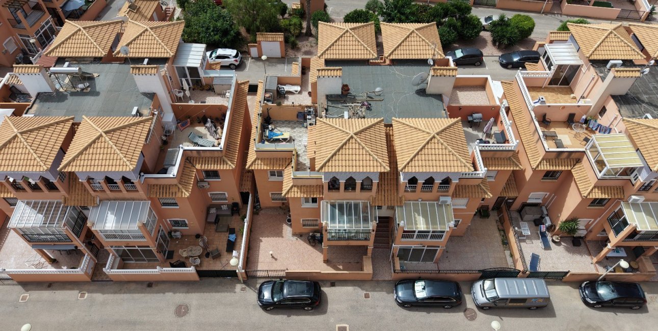 Resale - Duplex -
Orihuela Costa - Playa Flamenca