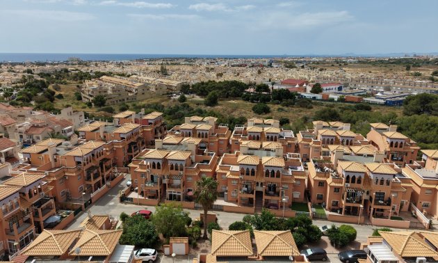Resale - Duplex -
Orihuela Costa - Playa Flamenca