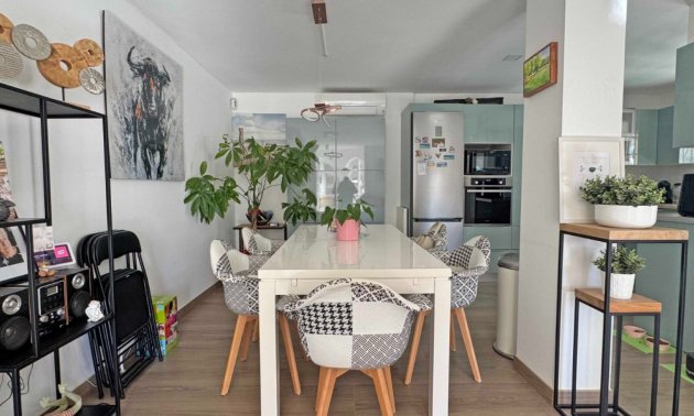 Resale - Townhouse -
Orihuela Costa - Villamartin