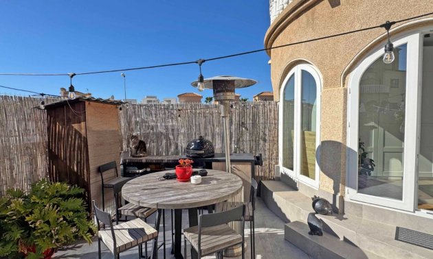 Resale - Townhouse -
Orihuela Costa - Villamartin