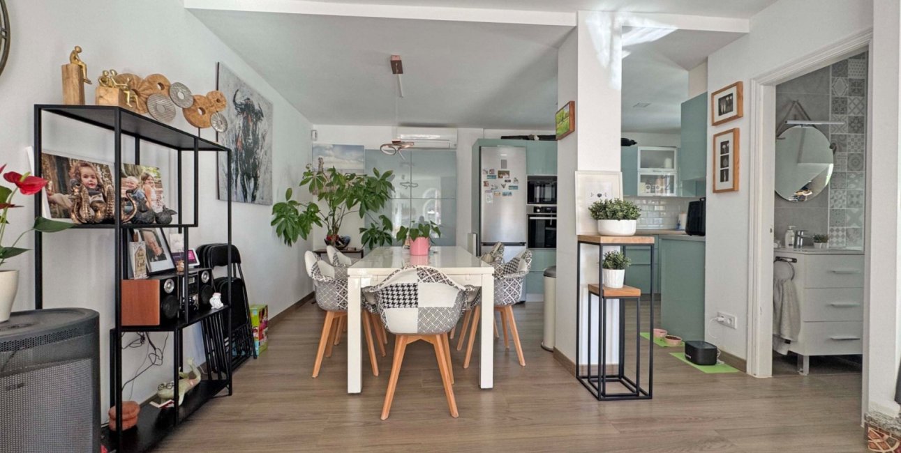 Resale - Townhouse -
Orihuela Costa - Villamartin