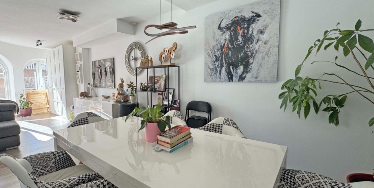 Resale - Townhouse -
Orihuela Costa - Villamartin
