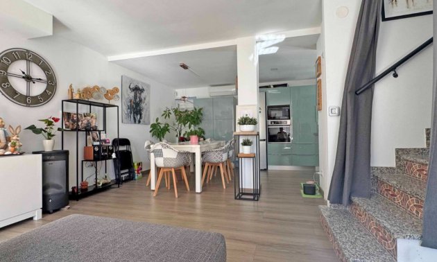 Resale - Townhouse -
Orihuela Costa - Villamartin