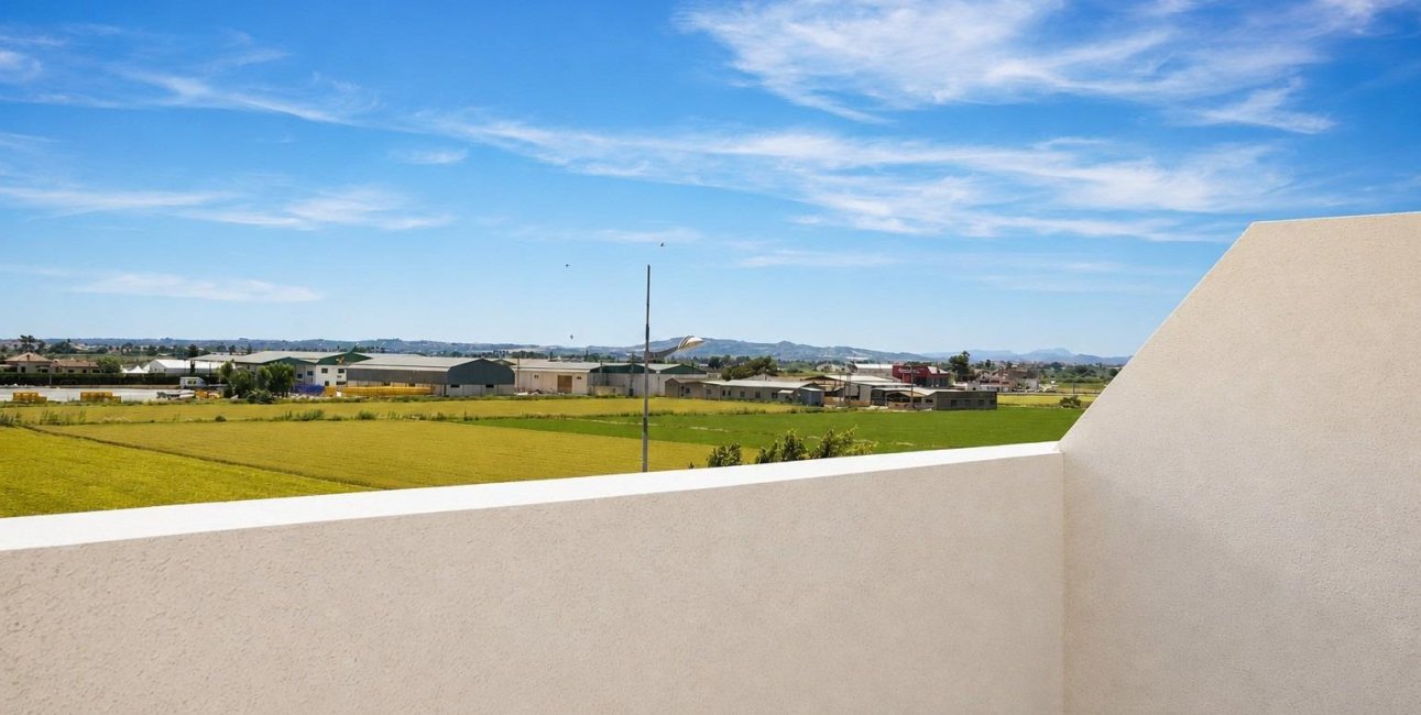 New Build - Townhouse -
Dolores - Sector 2