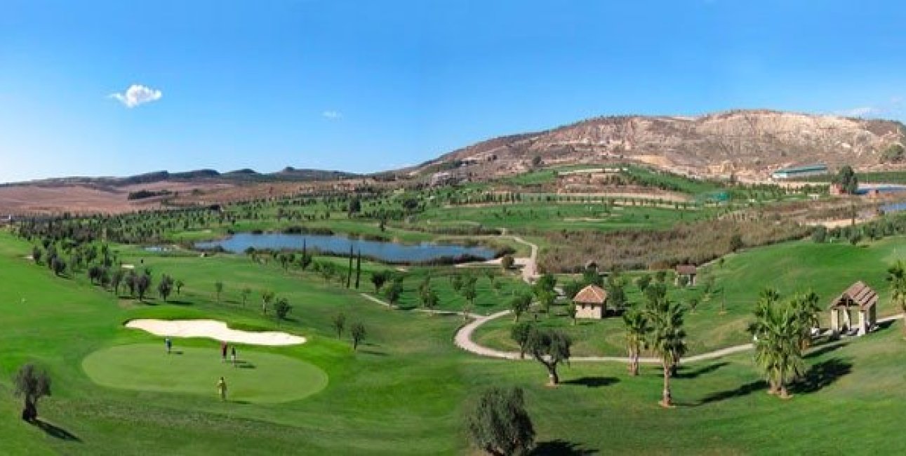 Rynek pierwotny - Bungalow -
Algorfa - La Finca Golf