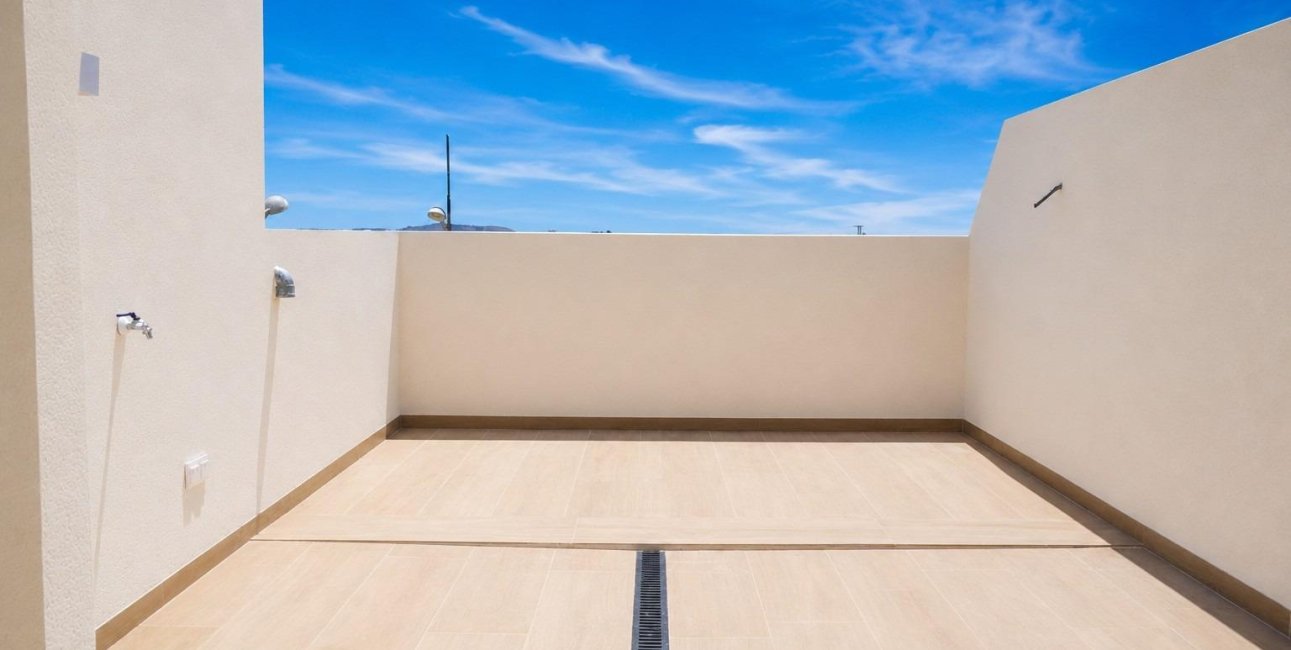 Obra nueva - Adosado -
Dolores - Sector 2