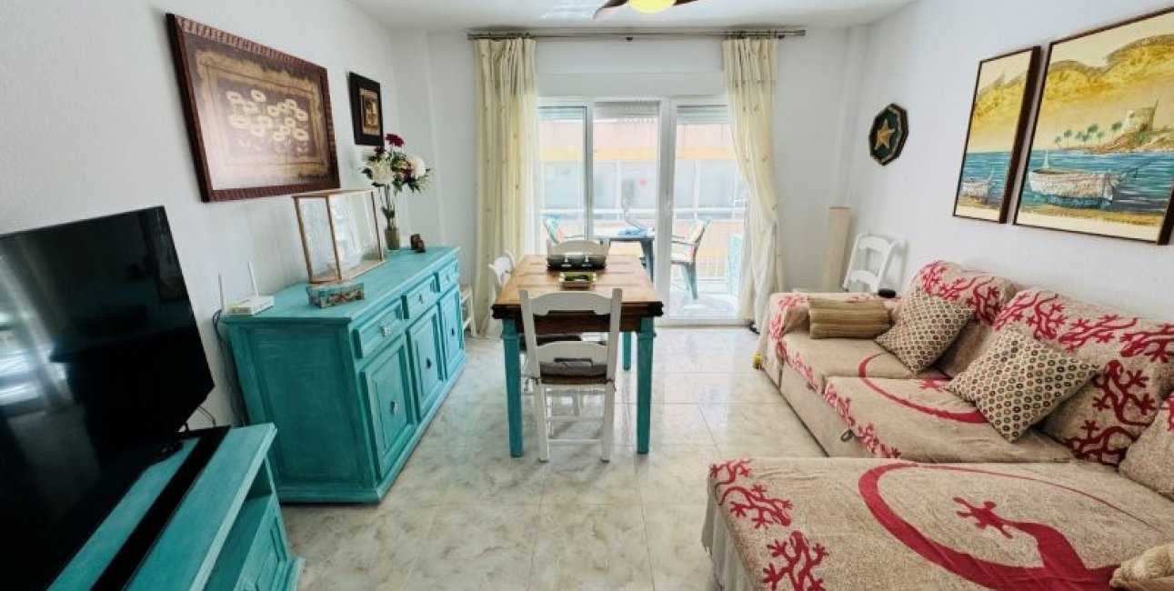 Resale - Apartment / flat -
Torrevieja - La Mata