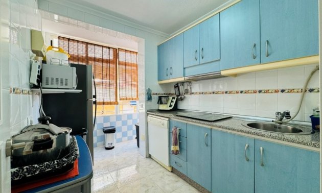 Resale - Apartment / flat -
Torrevieja - La Mata