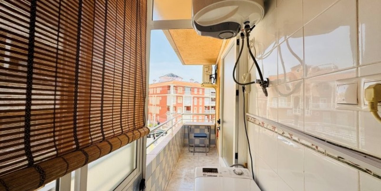 Resale - Apartment / flat -
Torrevieja - La Mata