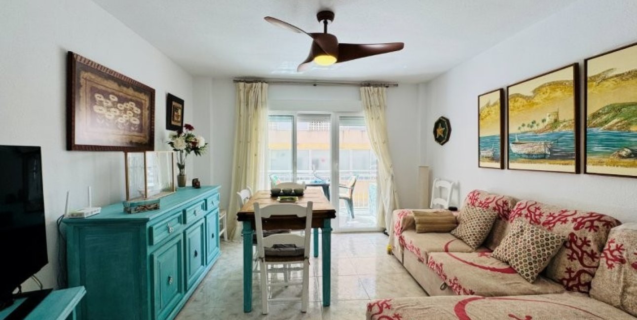 Resale - Apartment / flat -
Torrevieja - La Mata