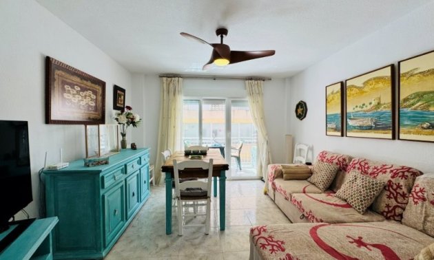 Resale - Apartment / flat -
Torrevieja - La Mata
